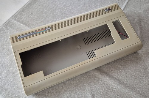 GENUINE Breadbin Case/empty box for COMMODORE 64 Made in ENGLAND | U.K.B 1248420 - Picture 4 of 19