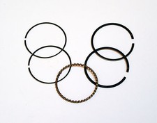 Kolbenringe Kolben Piston Ring Set Standard STD Honda CB CY XL 50  NEU