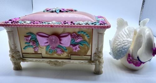 Kenner Fairywinkles Cozy Keepsakes Treasure Chest Box Only And Swan Circa 1993 - Picture 13 of 14