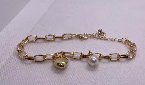14k yellow gold plated paper clip chain bracelet with heart and white pearl char - Picture 6 of 7
