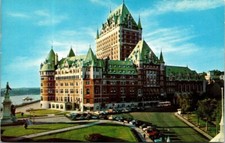 Vintage Le Chateau Frontenac, Quebec, Canada Postcard Posted 1971