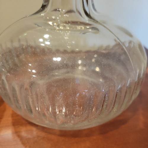PAIR OF ANTIQUE VINTAGE RIBBED GLASS DECANTERS LOVELY CONDITION WITH STOPPERS - Picture 7 of 13