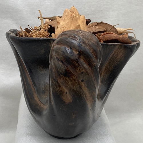Vintage 1990s Brown Centerpiece Cornucopia Traditional Holiday Decor - Picture 2 of 3