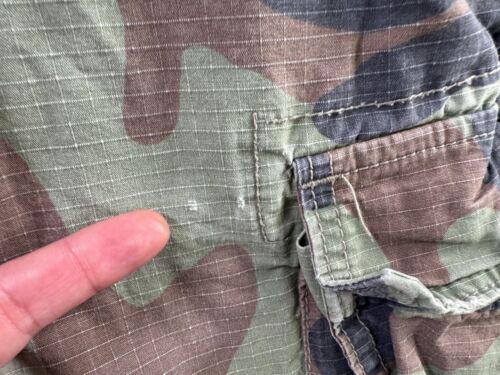 American Eagle Shorts Mens 32 Green Camo Cargo Ripstop Y2K Longer Length - Picture 3 of 14