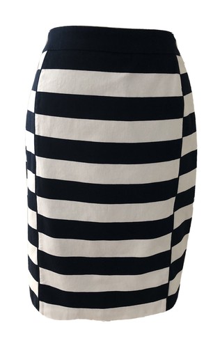 H&M Navy/White Striped Stretch Lined Skirt. Size 10 US. GUC