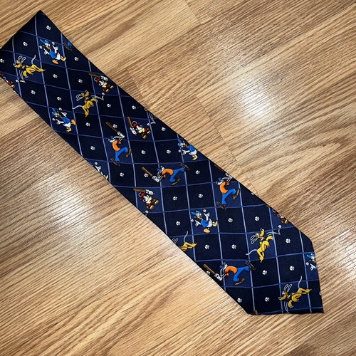 Mickey Unlimited Baseball Silk Tie Mickey Mouse Donald Duck Goofy Pluto Disney - Picture 2 of 6