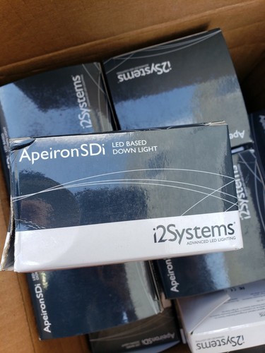 i2Systems Apeiron A1120Z-51HAE Luce di montaggio a molla - rotonda, bianca fredda e blu - Foto 12 di 13