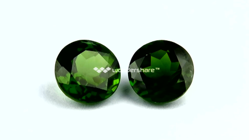 Chrome Diopside 1.83ct rare aaa green color 100% natural earth mined Russia - Video 1 of 1
