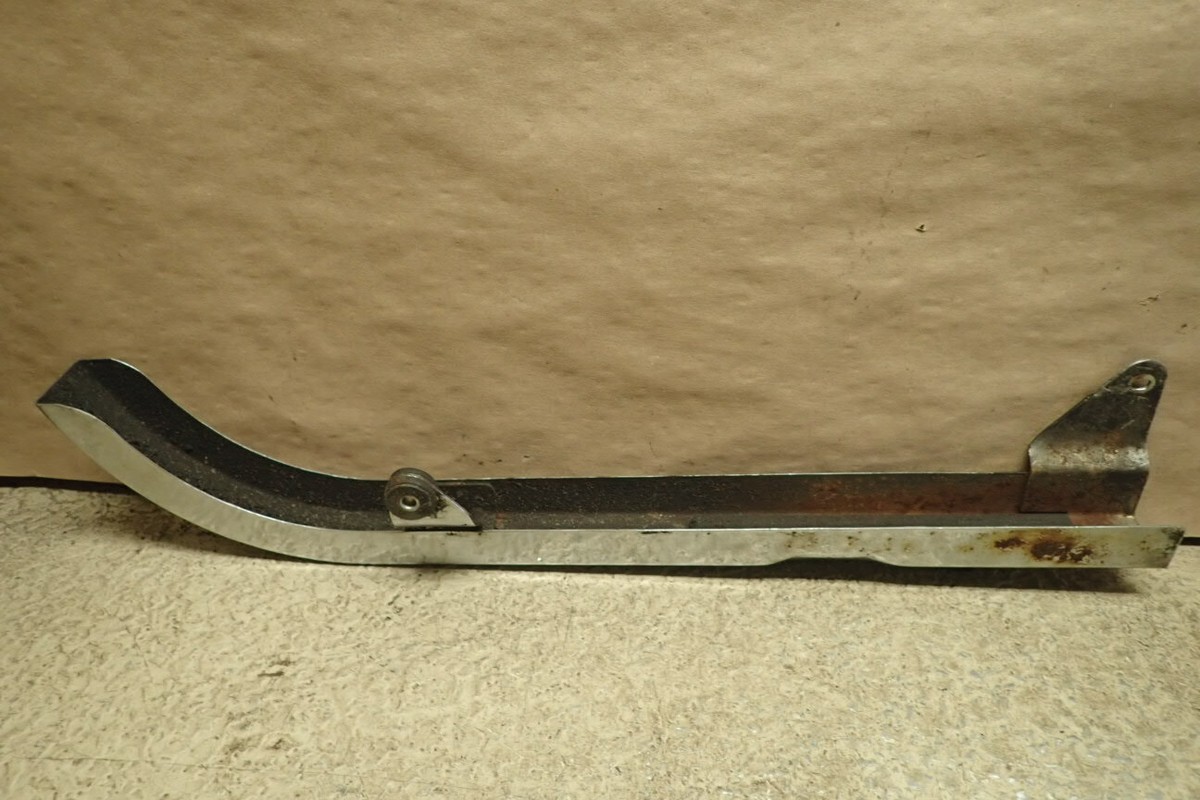 HONDA MOTORCYCLE CHAIN GUARD METAL UNKNOWN MODEL MZB-L5 HF7