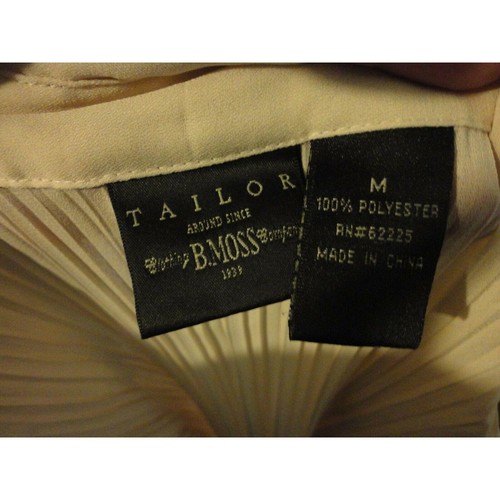Tailor by B. Moss Sz M Sheer Beige Blouse top cap sleeves button front - Picture 2 of 3
