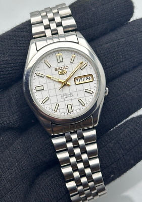 Vintage Seiko 5 Automatic 21 Jewels Day/Date 7S26-00X0 Japan