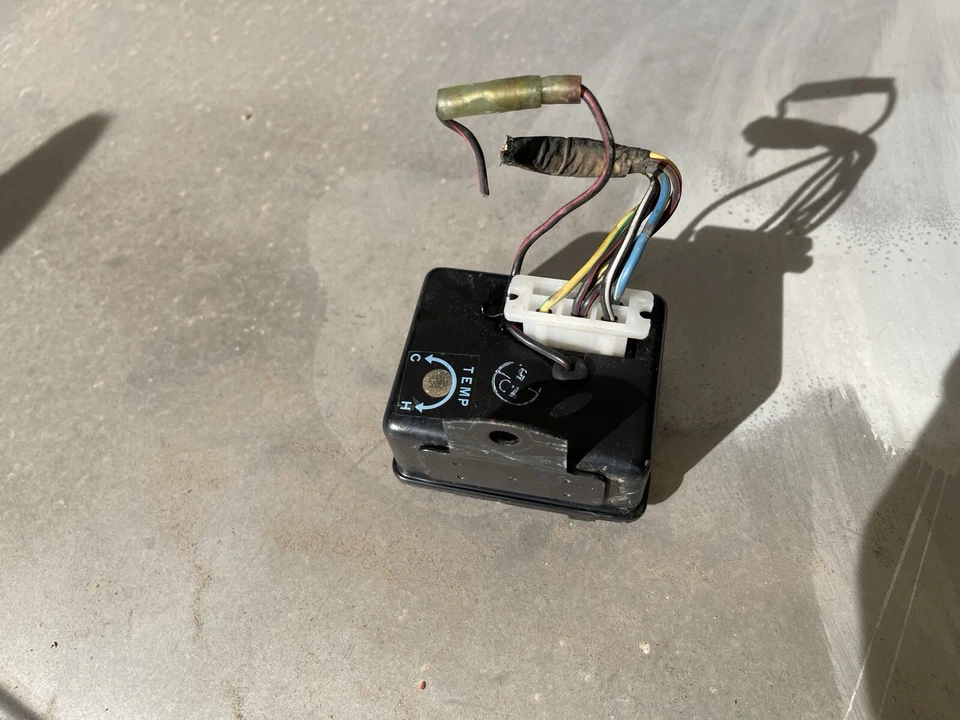 Porsche 944 1983 1984 1985 AC Blower Resistor Module - Image 2 of 4