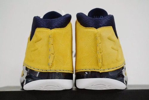 Nike Air Jordan 23 Retro Marquette Player Exclusive PE Promo AJ FV1334-700 10,5 - Bild 18 von 24