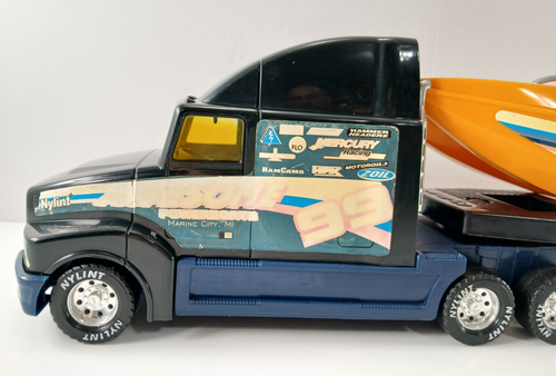 Vintage 1999 Nylint AWESOME 99 SPEEDBOAT With Semi Truck & Trailer Toy Set RARE! - Picture 13 of 24