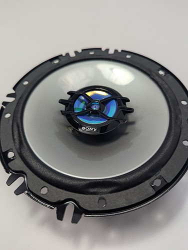 SONY Xplod XS-GT 1625A 2 Way 6-1/2" Car Speaker - Picture 4 of 11