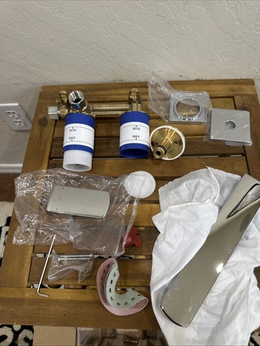 Toto TLG02311U-PN Water Faucet GR Wall-Mount Faucet Bathroom - Picture 3 of 3