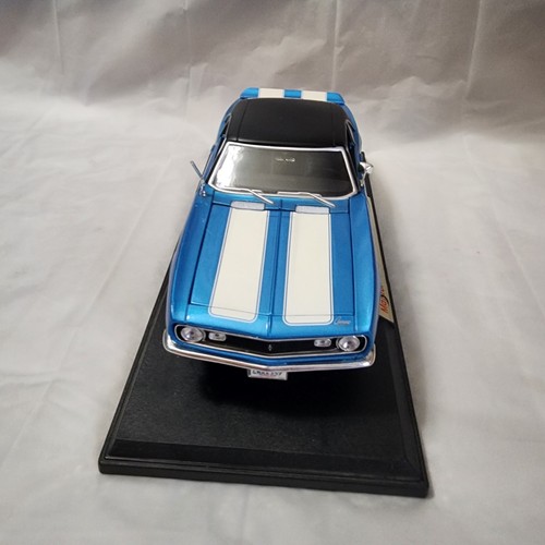 1968 Chevrolet Camaro Z/28 Die-cast Maisto - Picture 10 of 17