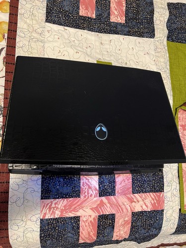 Alienware m17x R4 i7-3630QM 2.4 - 3.4GHz 12GB Ram GTX 675M