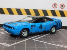2011 Dodge Challenger Blue #4 SRT Black Roof SCCA Track Day 1/64 Diorama Replica
