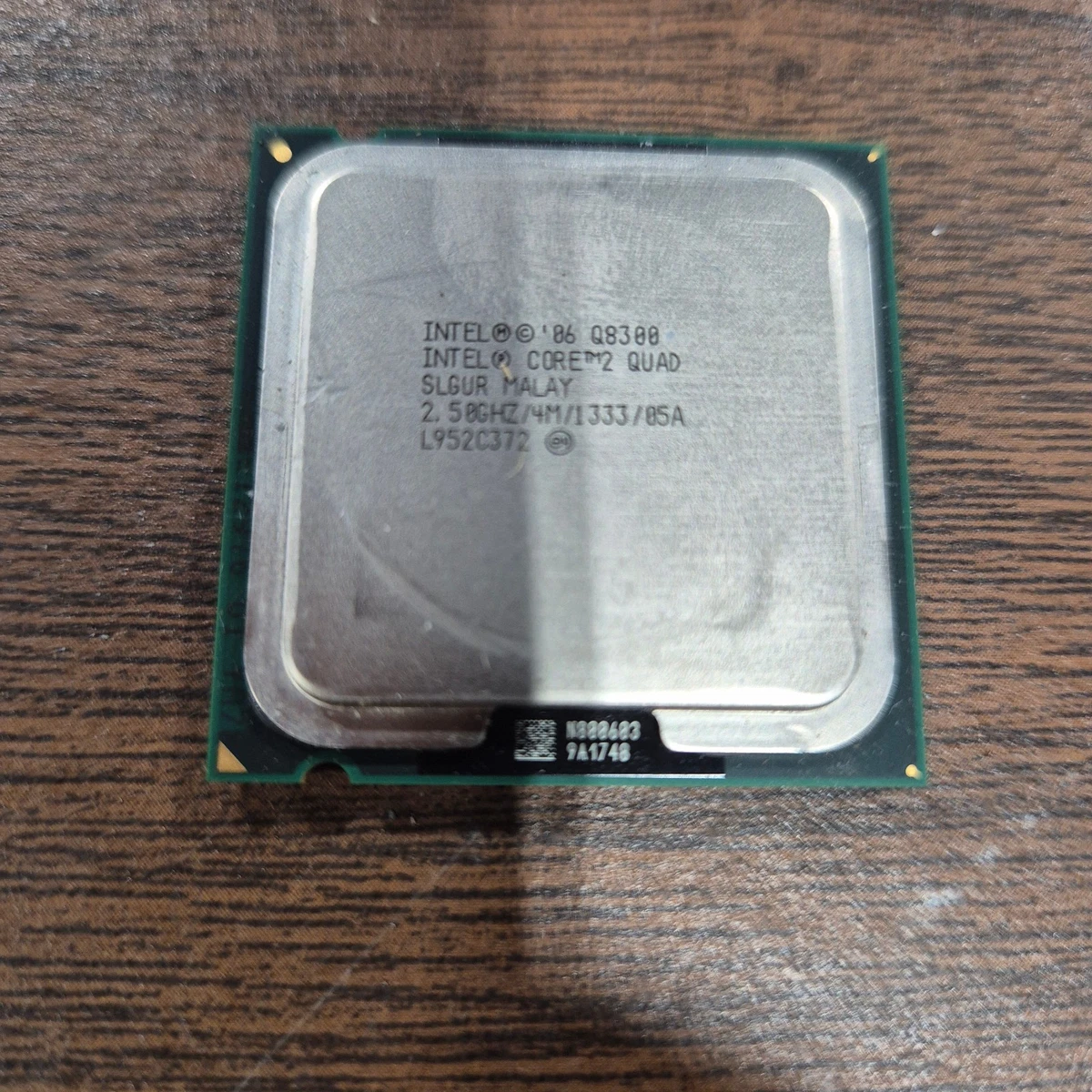 Intel Core 2 Quad Q8300 - Benchmarks, caractéristiques