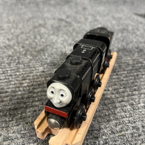 Thomas & seine Freunde Holzeisenbahn Zug Panzer Lok - Neville mit Tender -2003 GUC - Bild 2 von 5