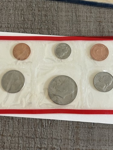 1986-P & D Uncirculated 10 Coin Mint Set / Original Government Package - Picture 8 of 8