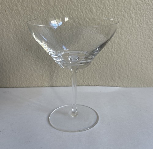 LALIQUE Crystal Volnay champagne glass￼ 5” High 4” Wide Mint - Bild 3 von 7