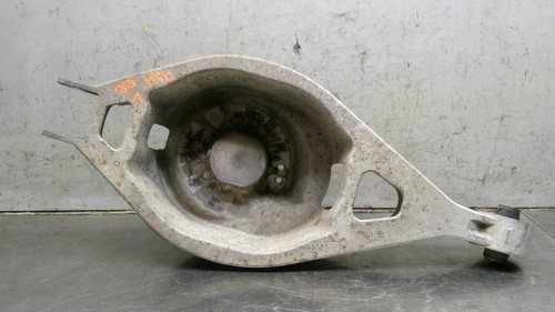 09 - 13 INFINITI FX35 RIGHT PASSENGER REAR LOWER CONTROL ARM SPRING SUPPORT - Foto 1 di 4