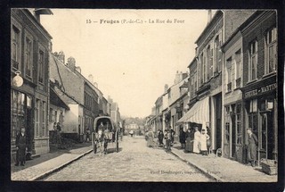 62 FRUGES La Rue du Four Attelage