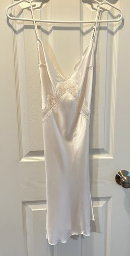 Victoria's Secret "Here Comes The Bride" Soft Pink Nightgown Size M Nightie