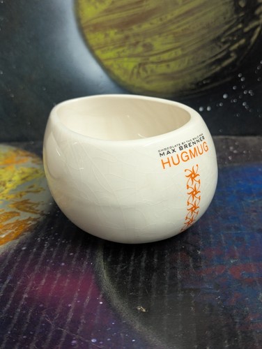 Set of THREE (3) Max Brenner 8 oz Hot Chocolate Hug Mugs, White - some crazing - Picture 5 of 24