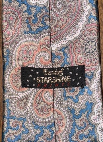 Usado en Excelente Condición Corbata Cuello Wembley Starshine 58" x 2 3/4" Vintage Paisley Salvia Azul Rosa Crema - Imagen 7 de 10