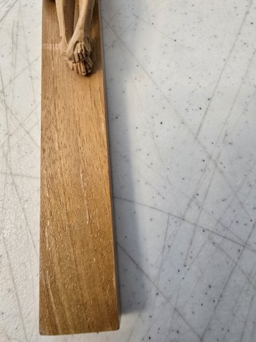 Hand Carved Wood Jesus on Cross 10" Crucifix Wall Hanger Religious - Picture 7 of 11