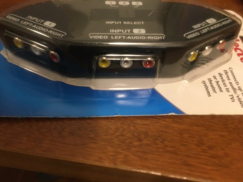 TriQuest A/V Selector 3-Device Audio/Video Selector Switch - Picture 4 of 4