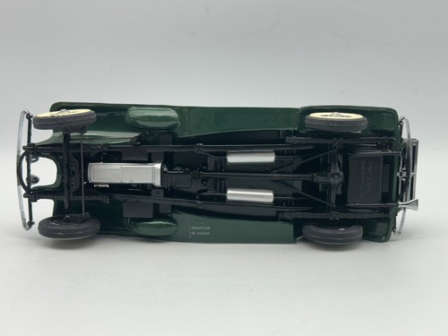 Danbury Mint 1932 Cadillac V-16 Sport Phaeton, Green, 1:24, Nice, Boxed - Picture 19 of 19