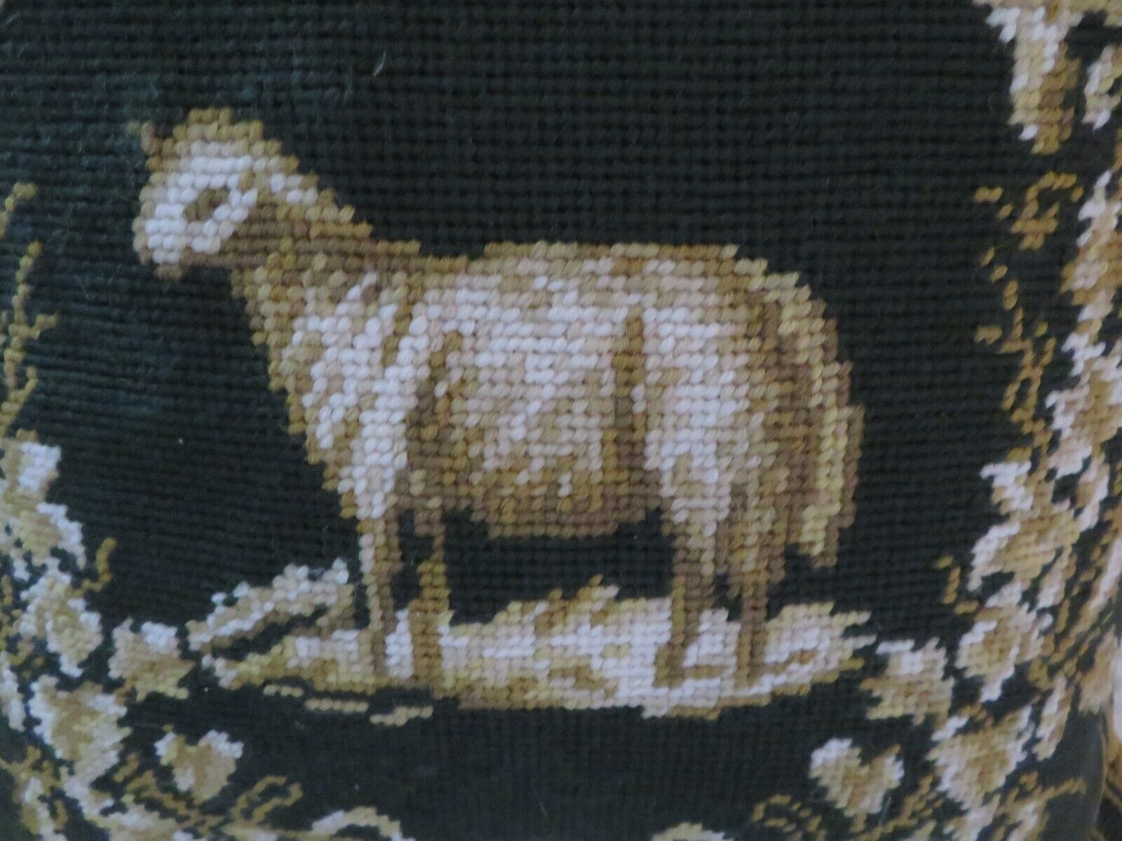 Picture 3 of 9