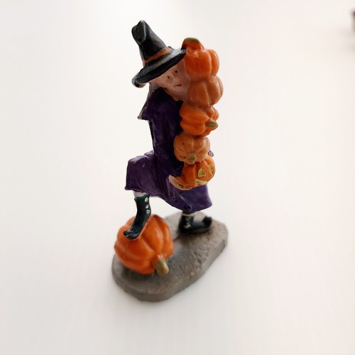 Lemax Spooky Town Halloween Village Delicate Balance 62426 Witch Pumpkin Figure - Picture 3 of 7