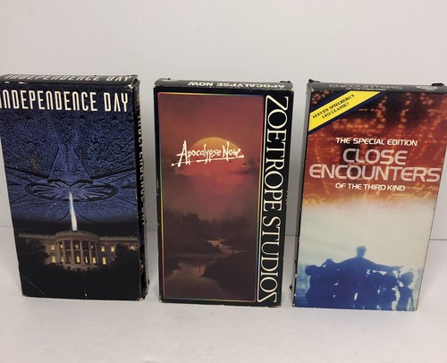 Lot of 3 VHS.Close Encounters 1988,Apocalypse Now 1989 & Independence Day 1996 - Picture 1 of 5