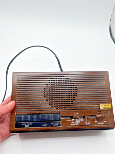 Vintage Panasonic AM/FM Digital Clock Radio Model RC-6060 Wood Grain! - Picture 2 of 8
