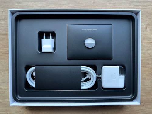 Apple MacBook Air 13 Zoll (500 GB SSD, Intel Core i5, 1,80GHz, 8GB) Laptop - Bild 8 von 8