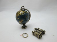 Traditions Explorer World Globe & Binoculars Metal Pendant/charm Traditions Explorer World Globe & Binoculars Metal Pendant/charm