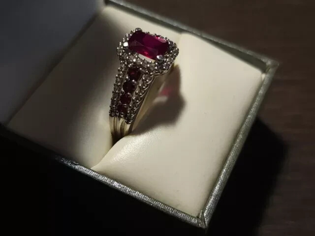 Picture 4 of 5