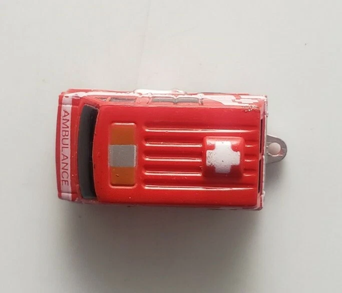Ambulancia Micro Máquinas Vintage Foto 3 de 4