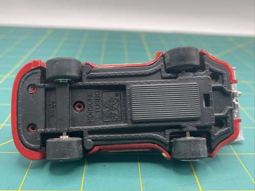 Lucky Porsche Turbo 1:37 Red Pullback Friction Rare HTF - Picture 5 of 5