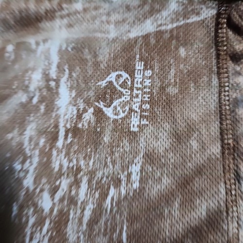 MAGELLAN Men's 1/4 Zip RealTree Fishing Camo Performance Fishing Shirt Size L - Picture 3 of 10
