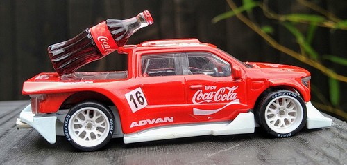 FORD F-100 Coca-Cola Racing by Hot Wheels Modified Real Riders 1:64 - Picture 5 of 5