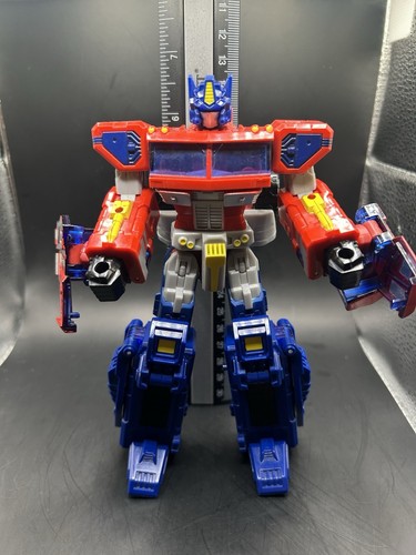Figura Transformers Classics Robots in Disguise Optimus Prime Voyager Class 2006 - Imagen 5 de 12
