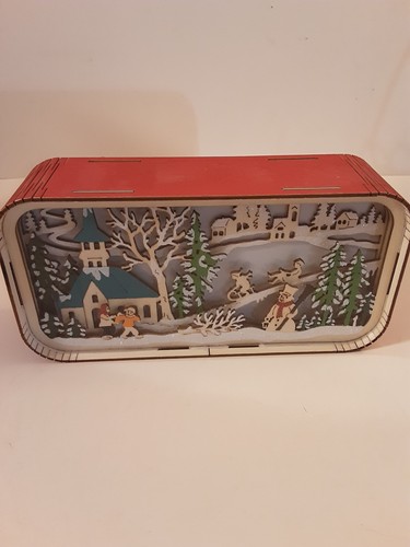 Ganz LED Leuchtfigur Lasergeschnitten Holz Winterszene - Bild 2 von 11