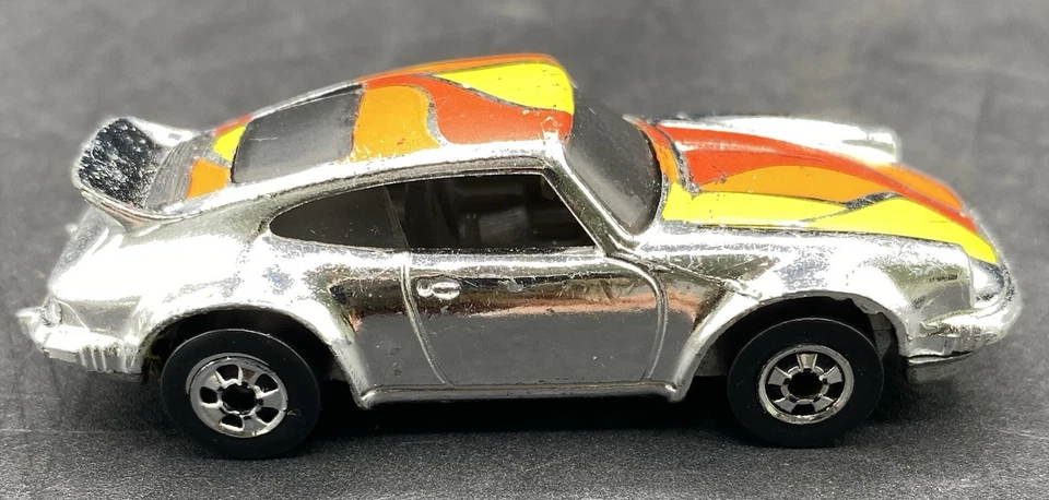 1974 Hot Wheels Porsche P - 911 Chrome Silver With Flames Flying Colors Series - Image 4 of 4