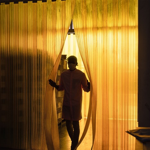 6.8 Ft x 7.5 in Plastic Vinyl Strip Curtain, PVC Freezer Curtain, Transparent - Picture 6 of 6